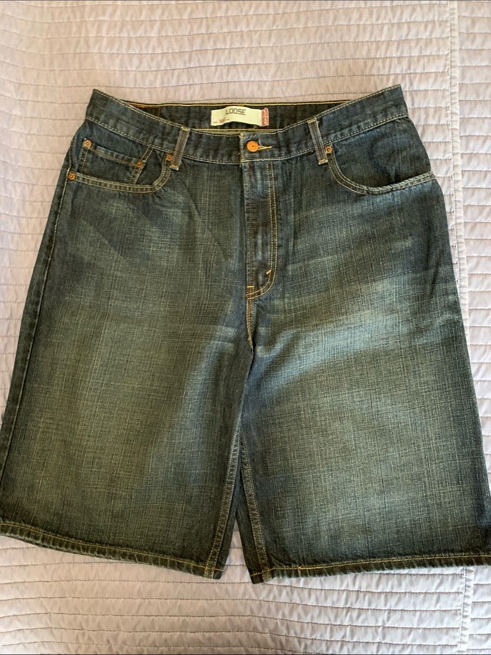 Men's Loose Fit Dark Wash Jean Shorts